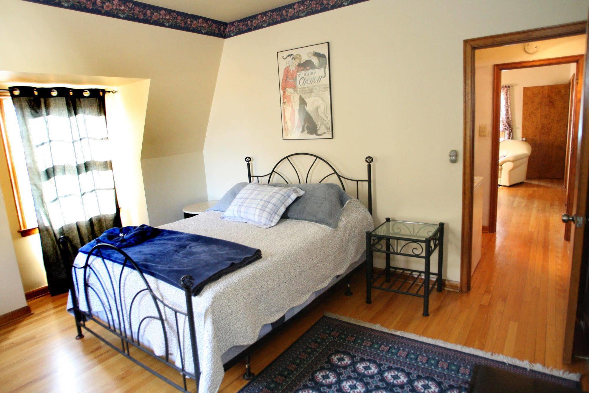 Christmas House Bed & Breakfast Racine Ngoại thất bức ảnh