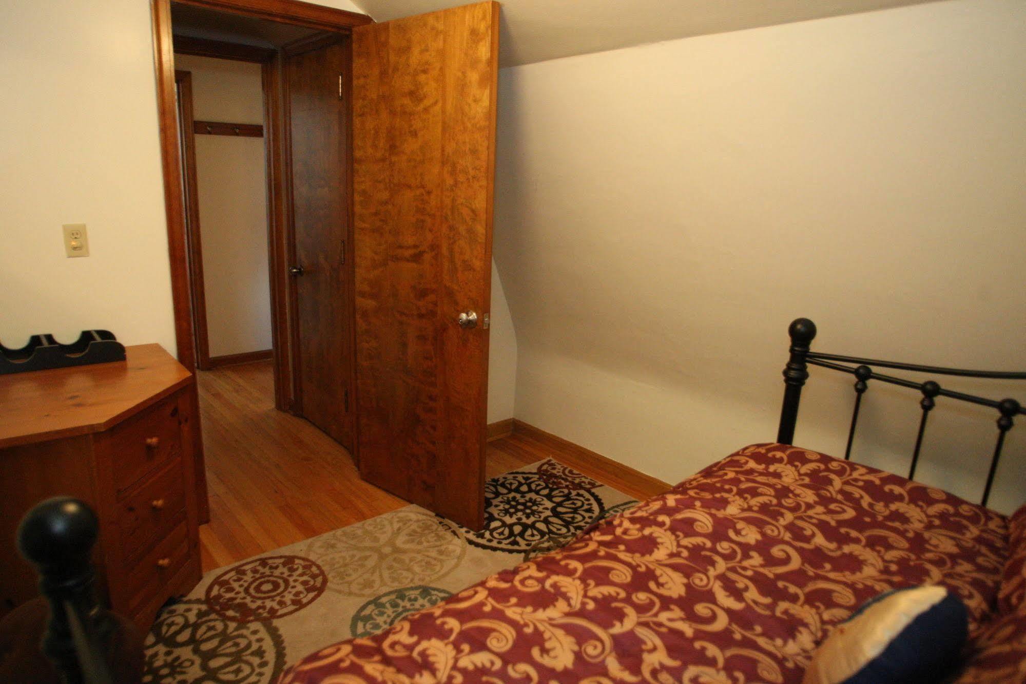 Christmas House Bed & Breakfast Racine Ngoại thất bức ảnh